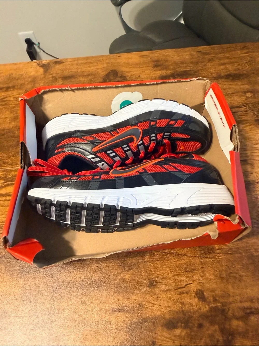 Nike P-6000 Red and Black 6Y/7.5W